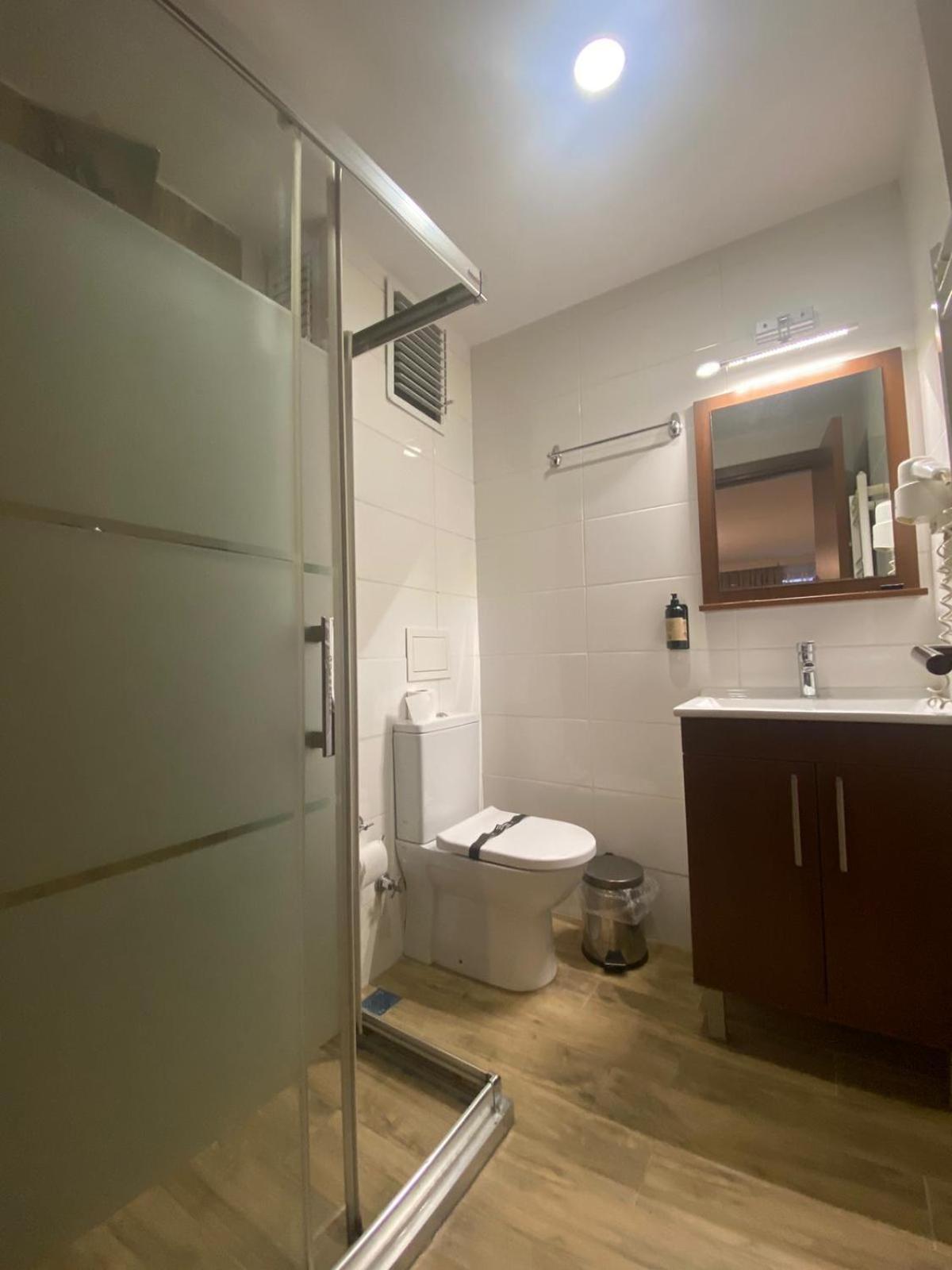 Wide Taksim Otel 2*